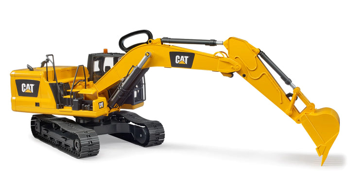 >Bruder 02484 CAT Excavator