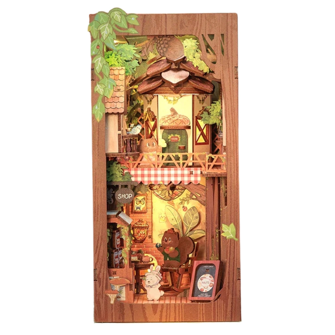 >Hands Craft DIY Book Nook Kit: Squirrel Collector with Dust Cover