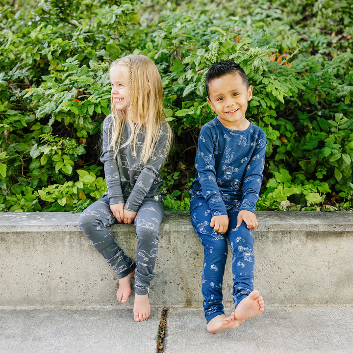 >Woolino Kids Merino Wool Base Layer Long Sleeve Top + Leggings Set - Monster