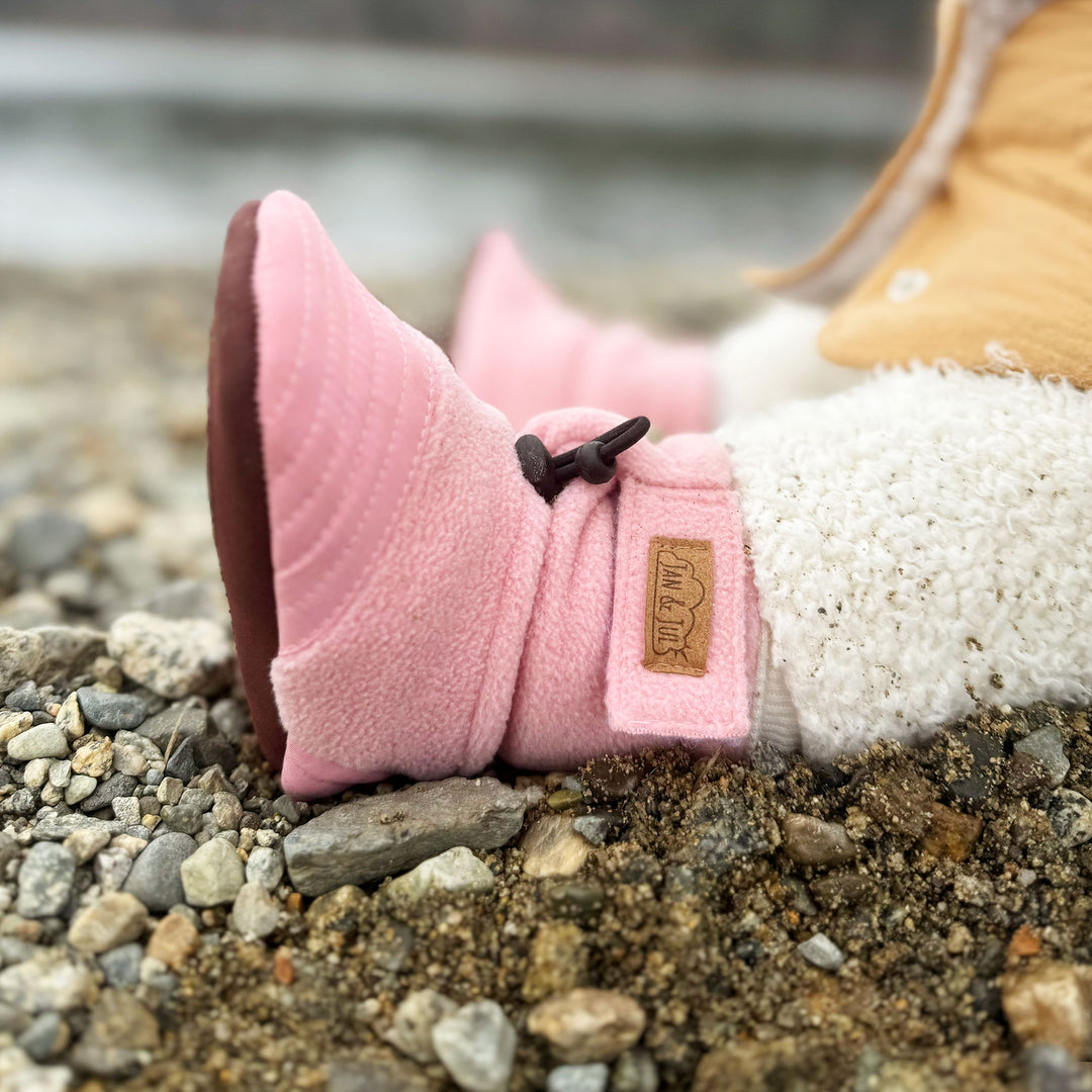 >Jan & Jul Baby Stay-Put Cozy Booties - Dusty Pink