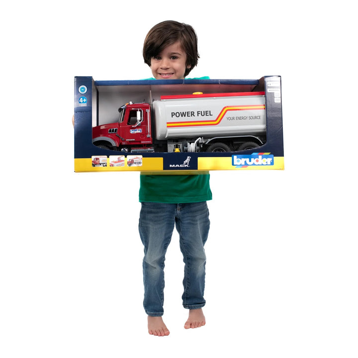 >Bruder 02827 MACK Granite Tanker Truck