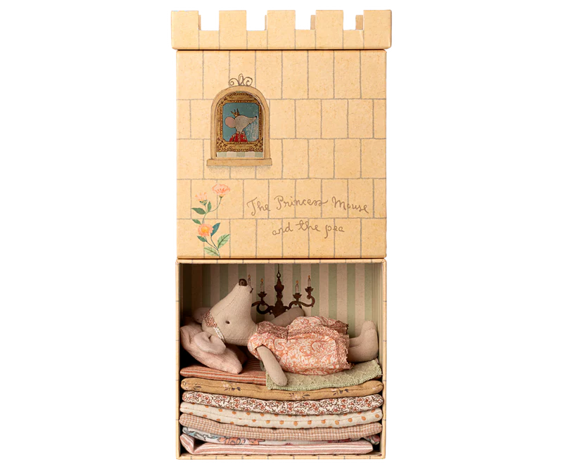 Maileg Princess and The Pea, Big Sister Mouse