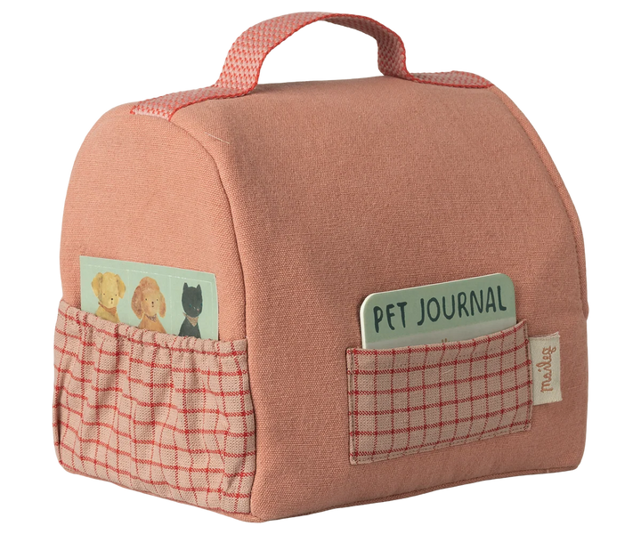 >Maileg Pet Carrier - Coral