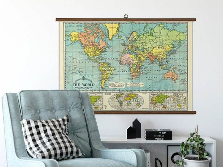 Cavallini Vintage School Chart - United States Map - 40" x 28" (100 cm x 70 cm)