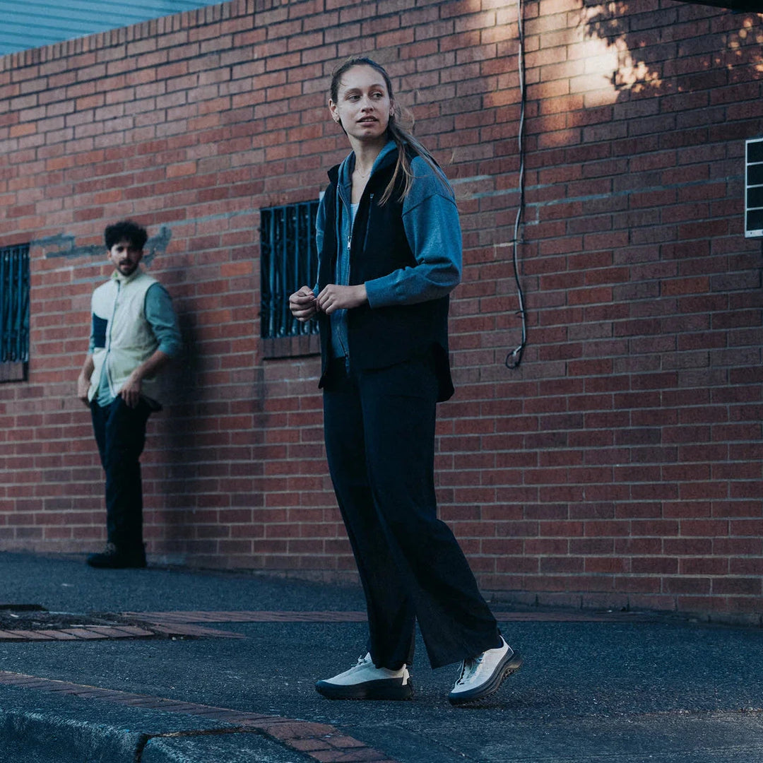 >KEEN Women's KS Mino Sneaker - Iceberg Green/Black