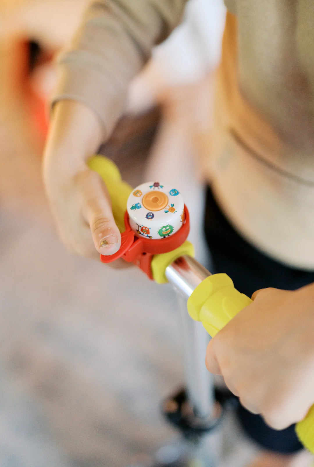 Micro Kickboard Kids Scooter Bell - Monster