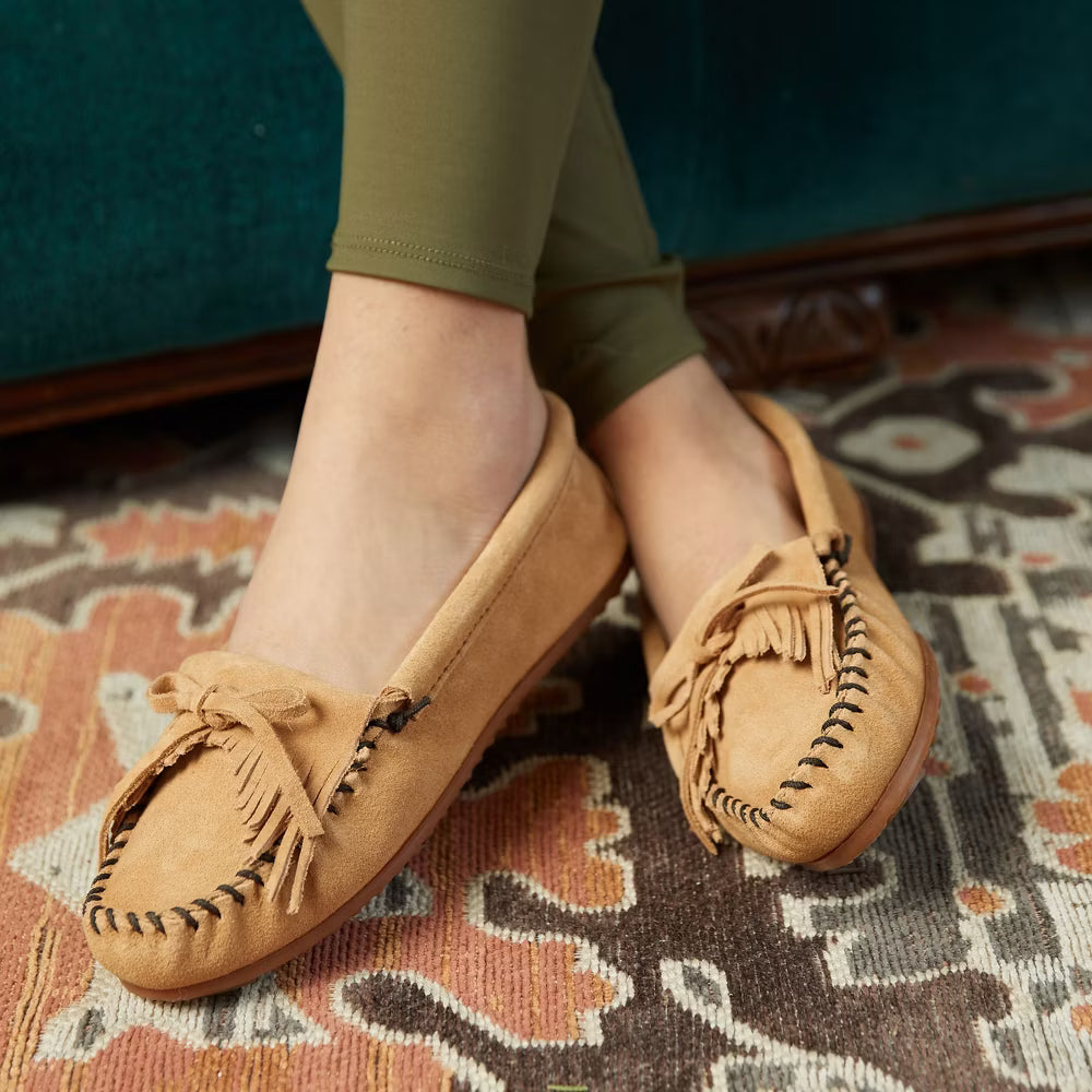 Minnetonka Moccasins Women's Kilty Hardsole Leather Shoes - Taupe [Displayed Items, Never Worn]