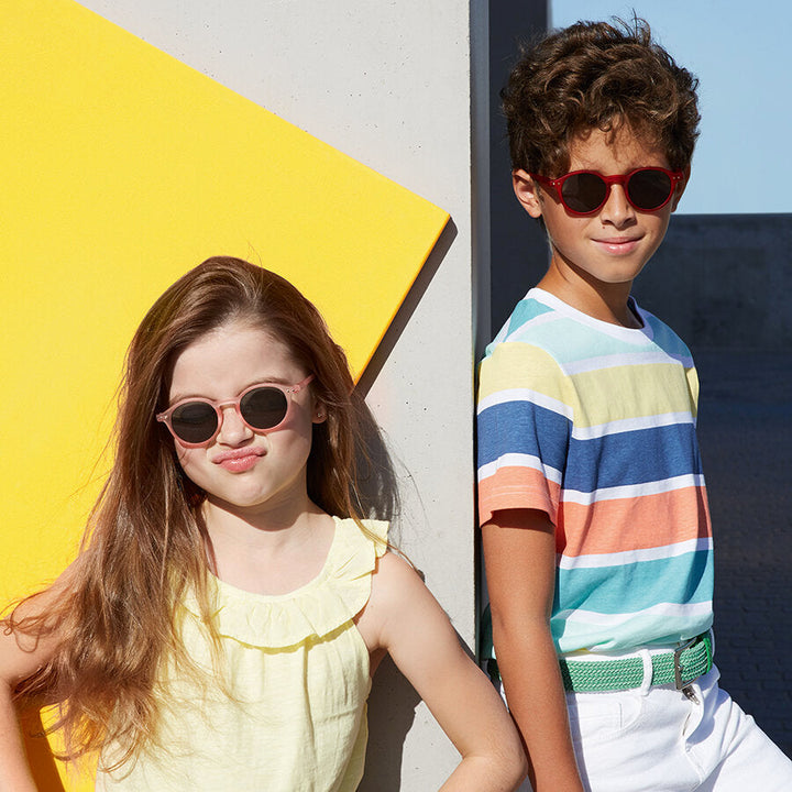 IZIPIZI PARIS Junior 5-10 Years Polarized Sunglasses in Pantos #D Shape - Pink