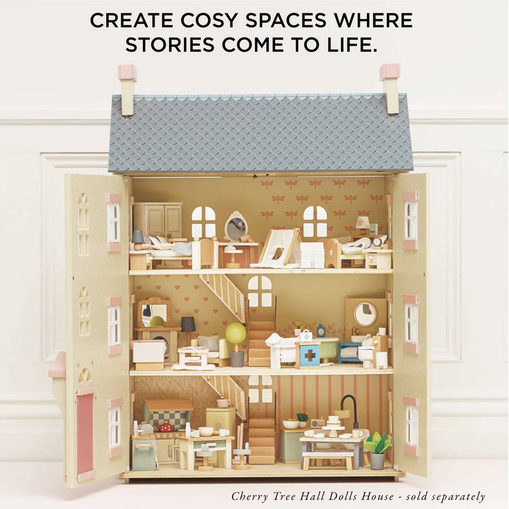 Le Toy Van Complete Dolls house Furniture Set