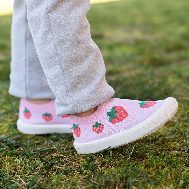 >Jan &amp; Jul Kids Graphic Knit Shoe - Pink Strawberry
