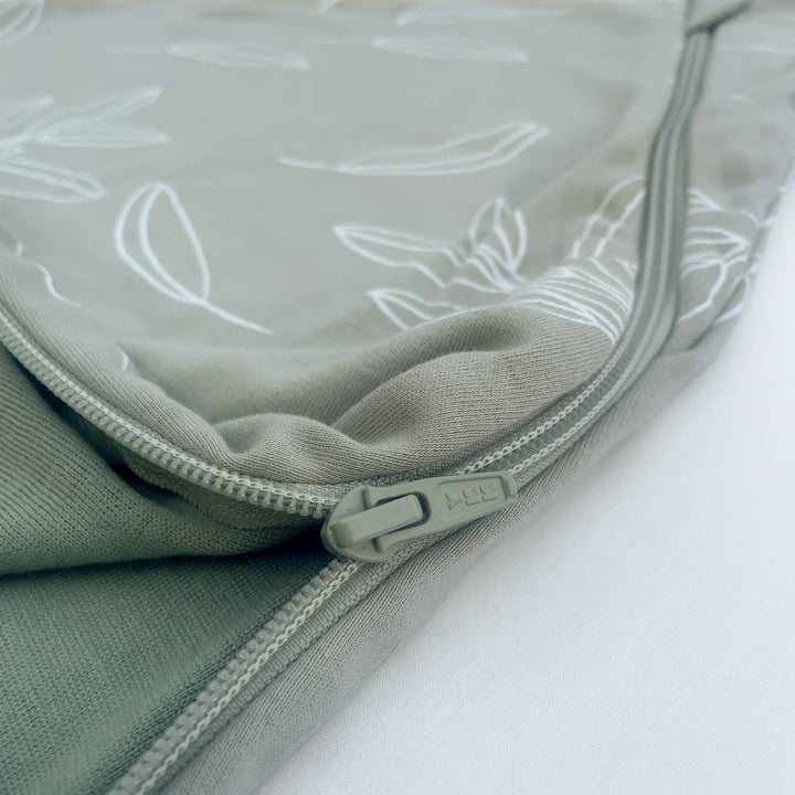 >Woolino 4 Season CLASSIC Merino Wool &amp; Organic Cotton Baby Sleep Bag - Sage
