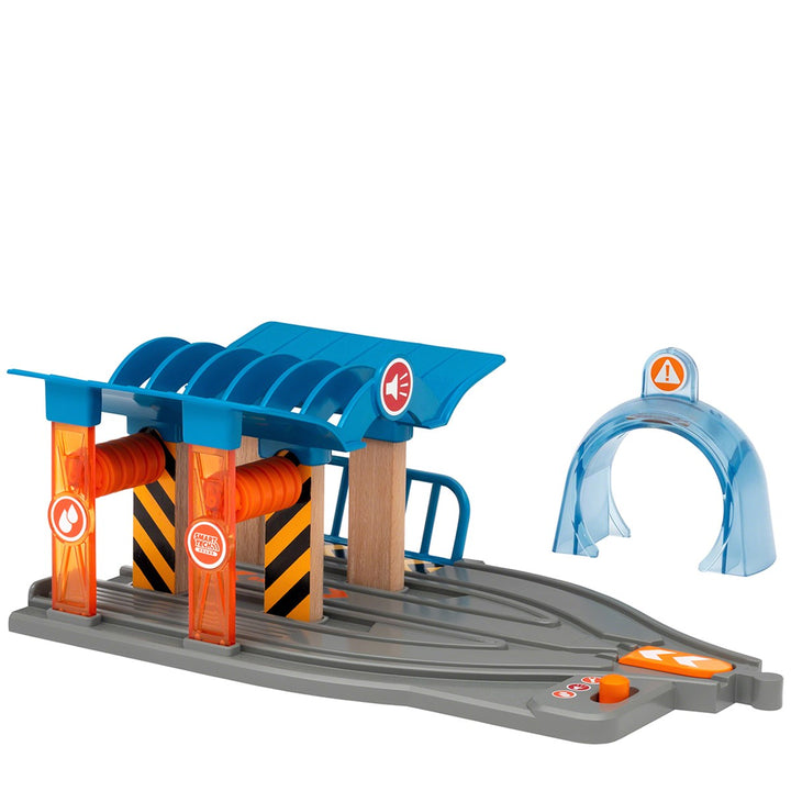 BRIO Smart Tech Sound Train Service Station 33975