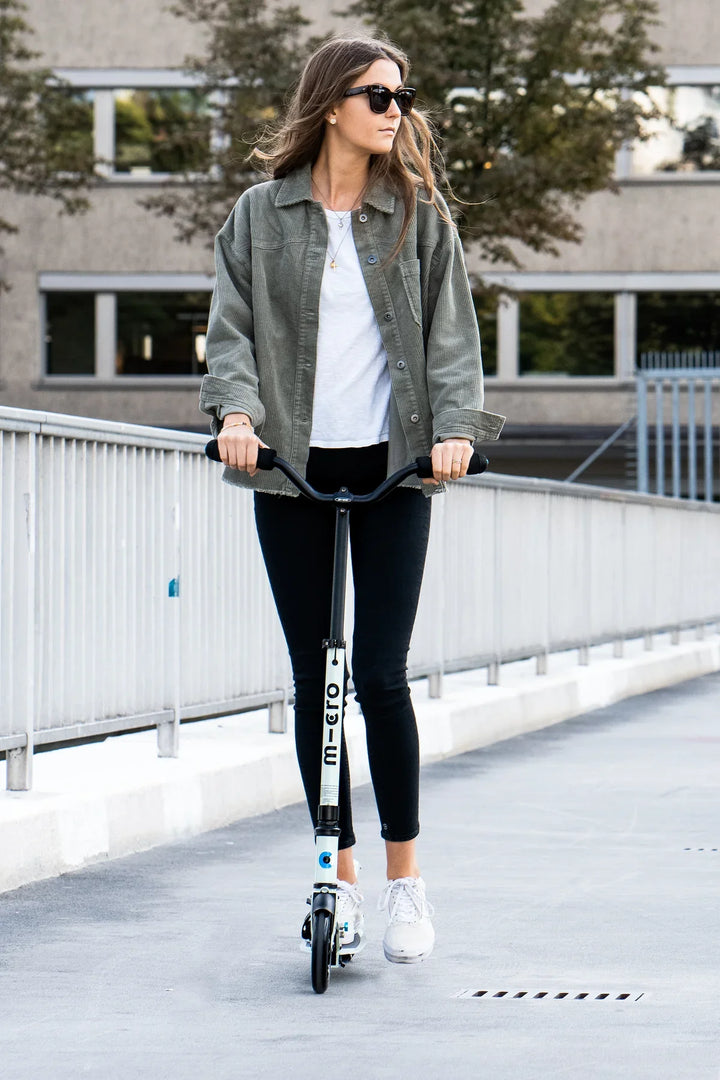 Micro Adult / Teen Speed Deluxe Scooters - Neon Rose