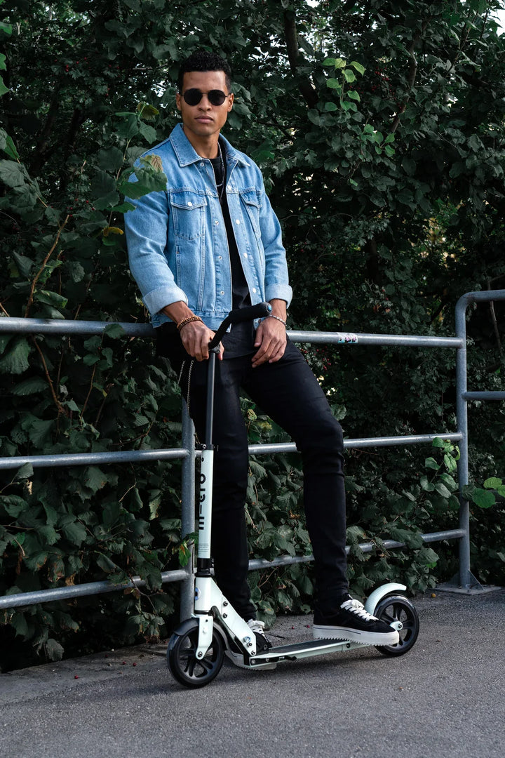 Micro Adult / Teen Speed Deluxe Scooters - Neon Rose