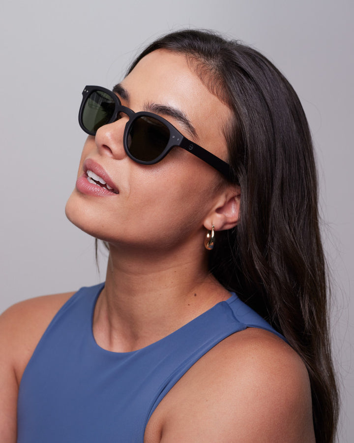 >IZIPIZI PARIS Men/Women‘s Polarized Sunglasses in Rectangular #C - Black