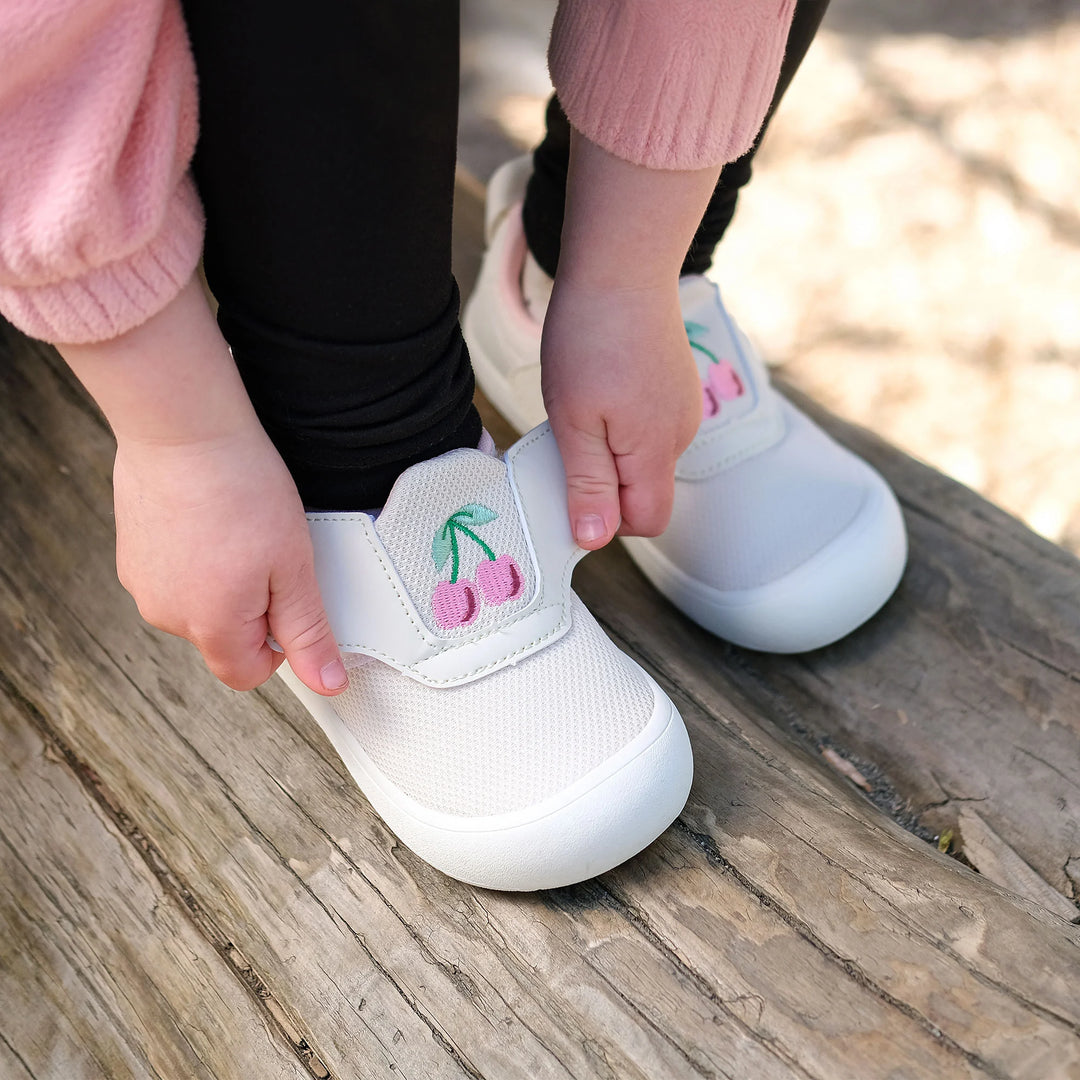 >Jan & Jul Kids Mini-Flyer Sneakers - Cherries