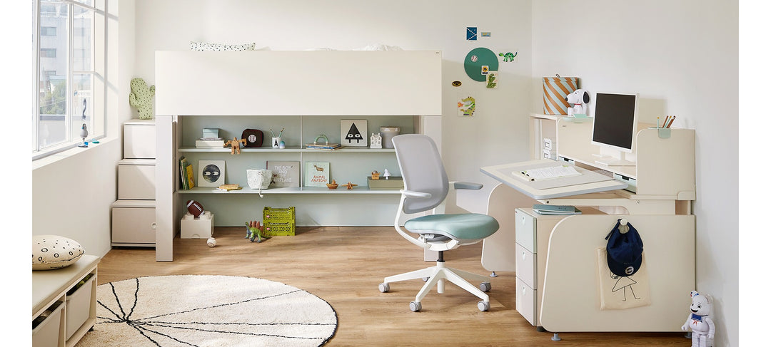 >iloom OLIVER Kids Study Chair with Mesh Back [more-color]