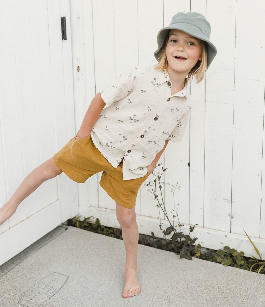 Rylee + Cru Kids Unisex BERMUDA SHORT - CAMEL