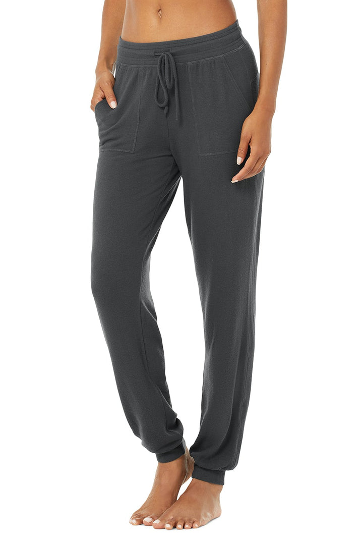 Alo Yoga W5912R SOHO Sweatpant in Anthracite